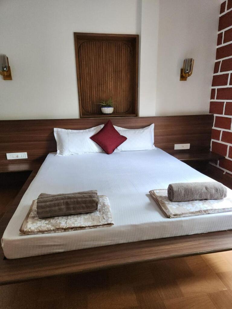 The Chira House Villa Alībāg Buitenkant foto